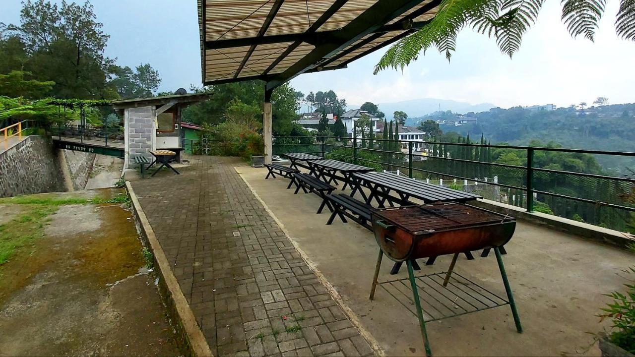 Vila Kolmas 59 Villa Bongkor Bagian luar foto