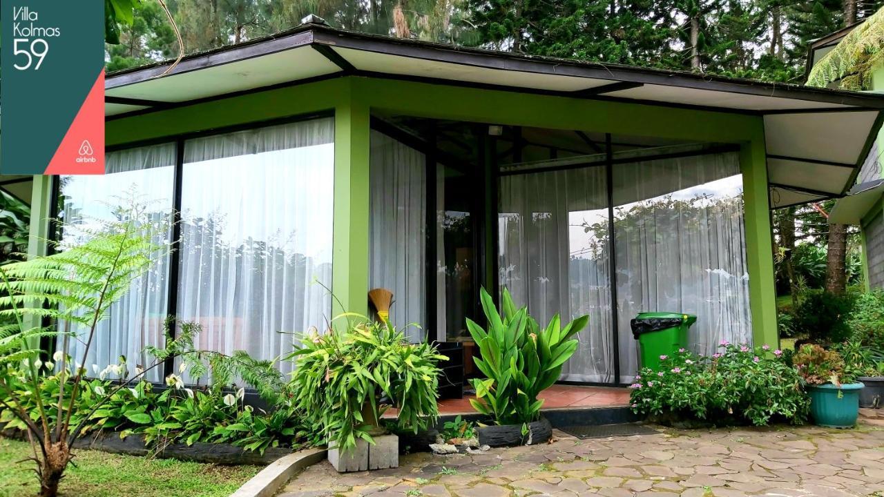 Vila Kolmas 59 Villa Bongkor Bagian luar foto